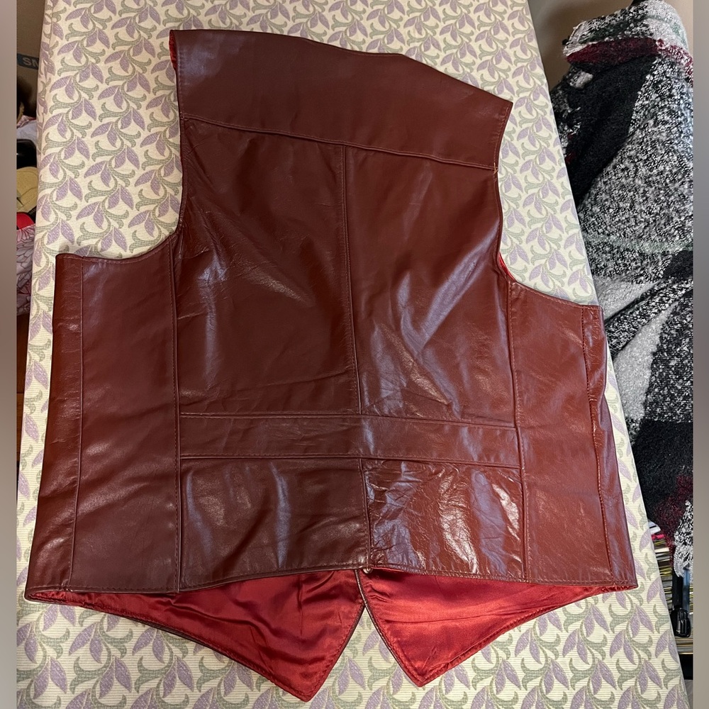 Vintage Men's Leather Vest (Wine) JcPenney 46 TALL - Picture 4 of 15